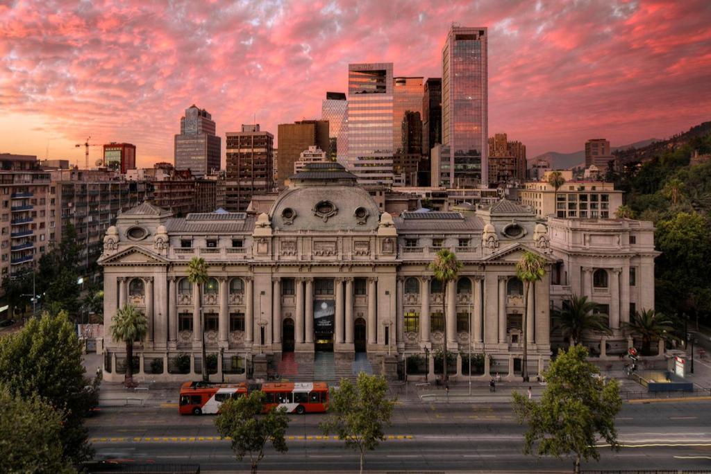 Depto 707 Excelente Ubicacion Metro Sta Lucia, Barrio Paris Londres Centro Santiago Lägenhet Exteriör bild